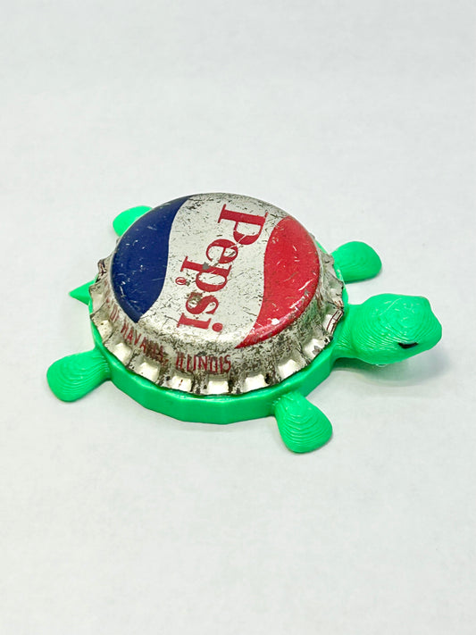 Pepsi (Vintage) - Bottle Cap Magnet Turtle