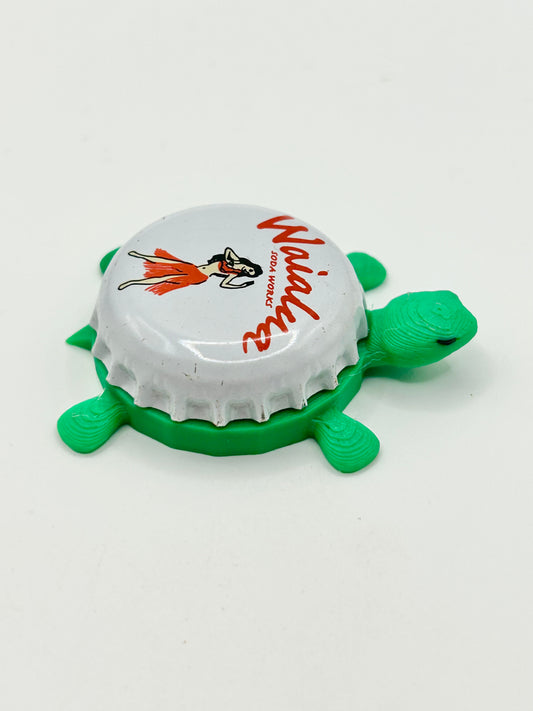 Waialua Soda - Bottle Cap Magnet Turtle