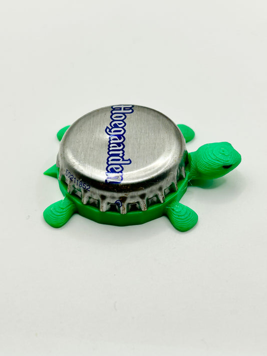 Hoegaarden (Silver) - Bottle Cap Magnet Turtle