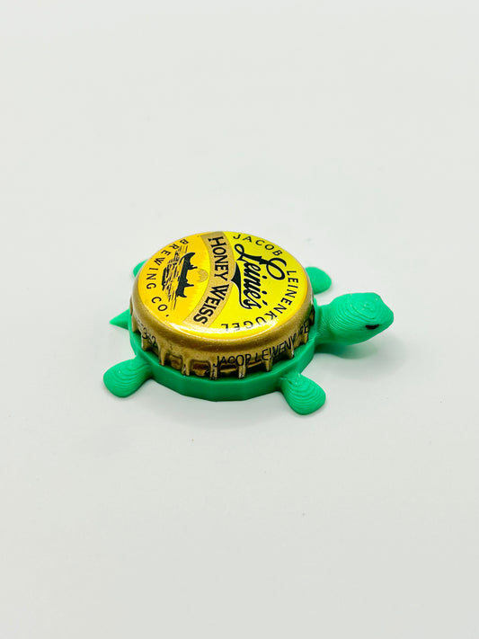Leinenkugel's Honey Weiss - Bottle Cap Magnet Turtle