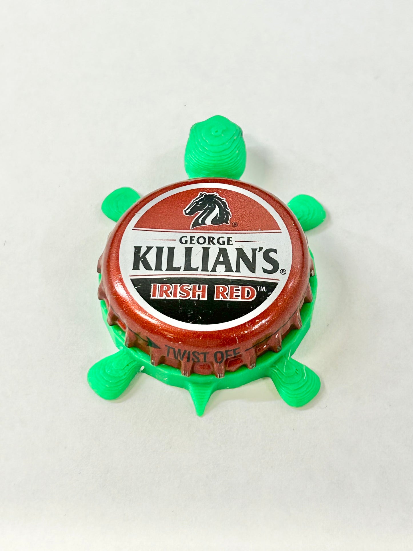 Killian's Irish Red (Red) - Bottle Cap Magnet Turtle