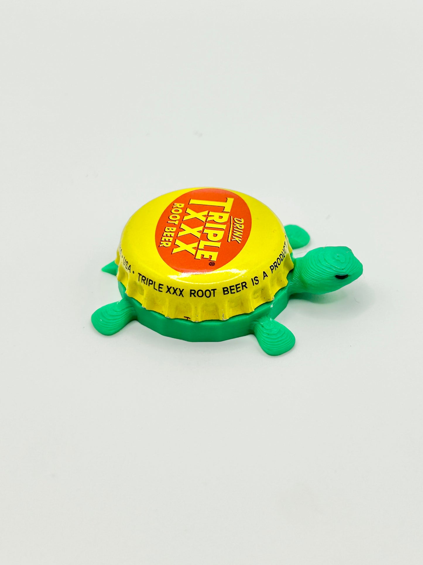 Triple XXX Root Beer - Bottle Cap Magnet Turtle