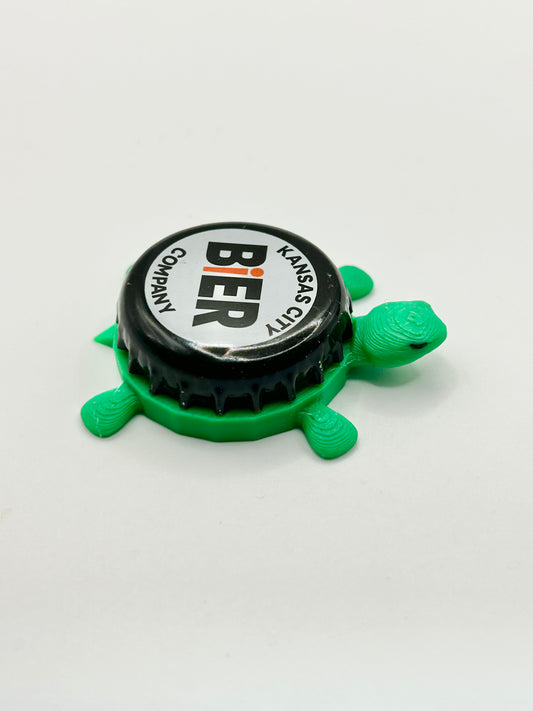 Kansas City Bier Co (White) - Bottle Cap Magnet Turtle