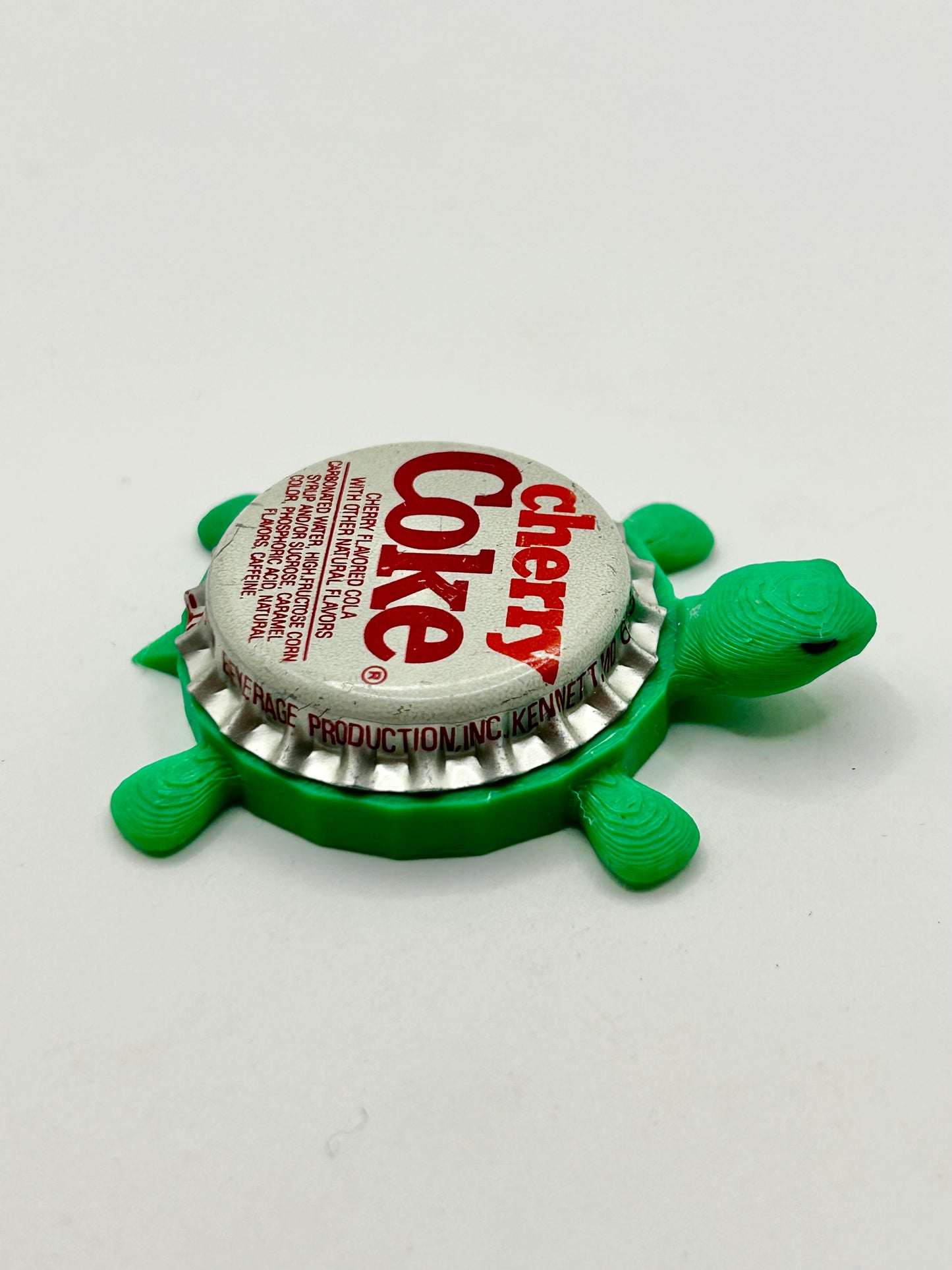 Cherry Coke (Vintage) - Bottle Cap Magnet Turtle