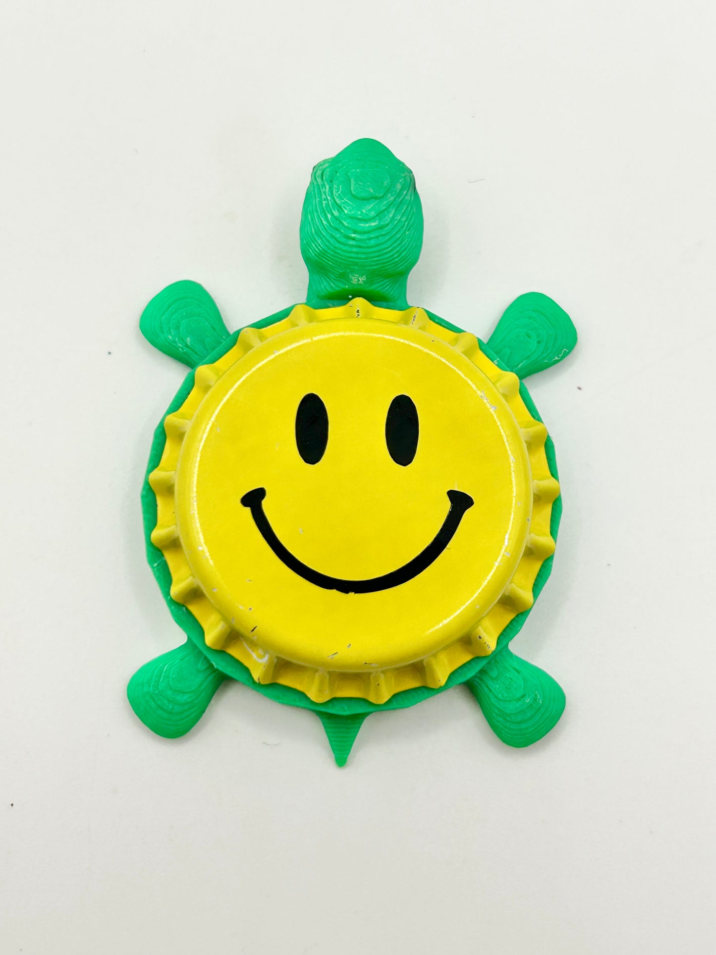 Happy Face - Bottle Cap Magnet Turtle