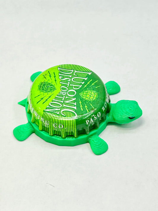 Luponic Distortion (Firestone Walker Brewing) - Bottle Cap Magnet Turtle