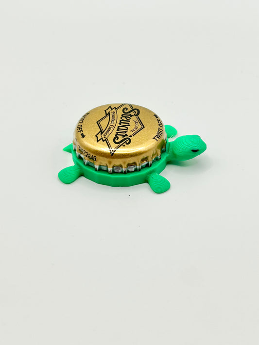 Stewarts Root Beer - Bottle Cap Magnet Turtle