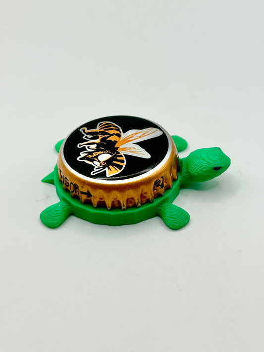 Shock Top Bee - Bottle Cap Magnet Turtle