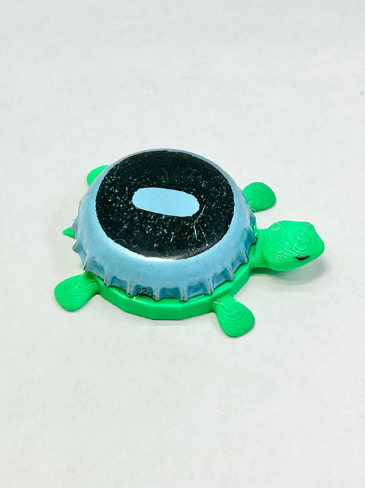 Omission Beer (Blue) - Bottle Cap Magnet Turtle