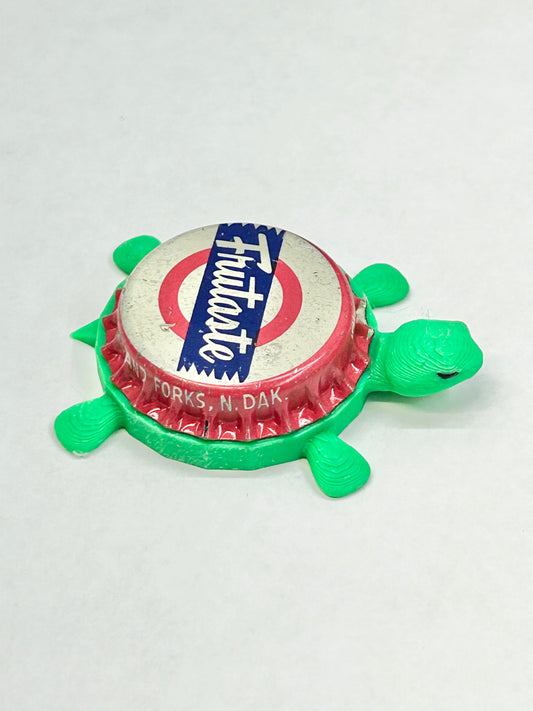 Frutaste (Vintage) - Bottle Cap Magnet Turtle