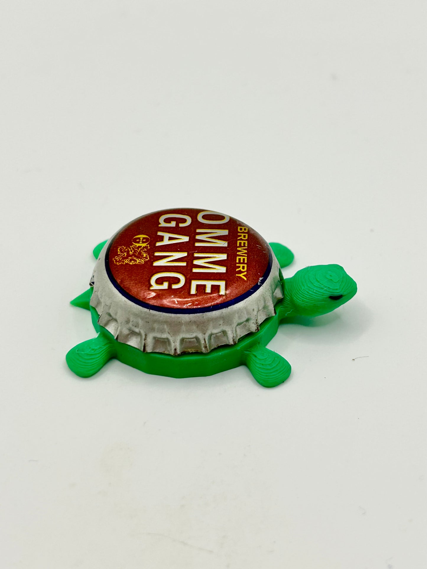 Ommegang (Vintage Stacked) - Bottle Cap Magnet Turtle
