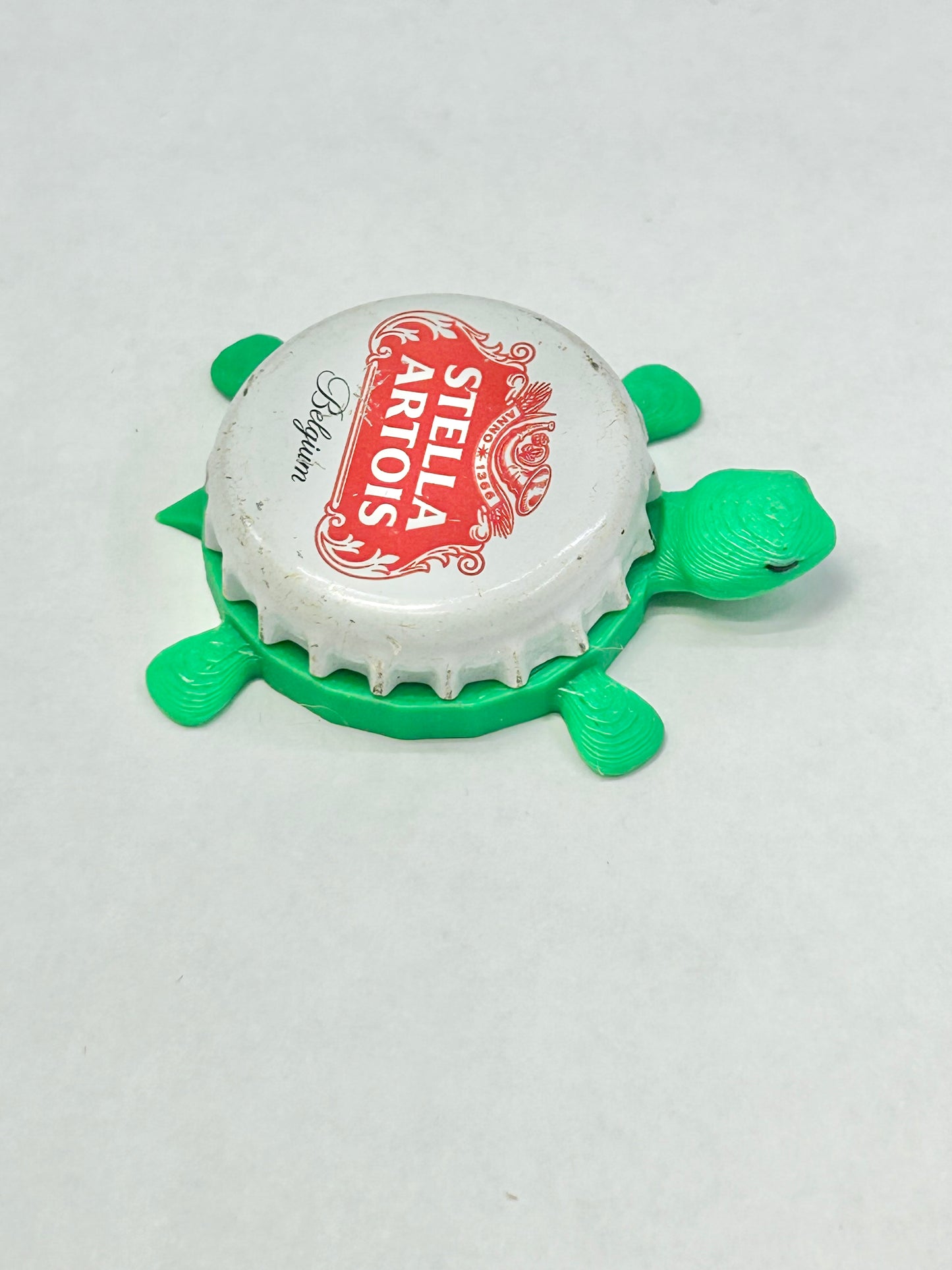 Stella Artois (Red) - Bottle Cap Magnet Turtle