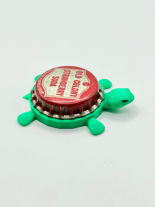 Old Colony Strawberry Soda (Vintage) - Bottle Cap Magnet Turtle