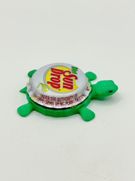 Diet Sun Drop Citrus Soda - Bottle Cap Magnet Turtle