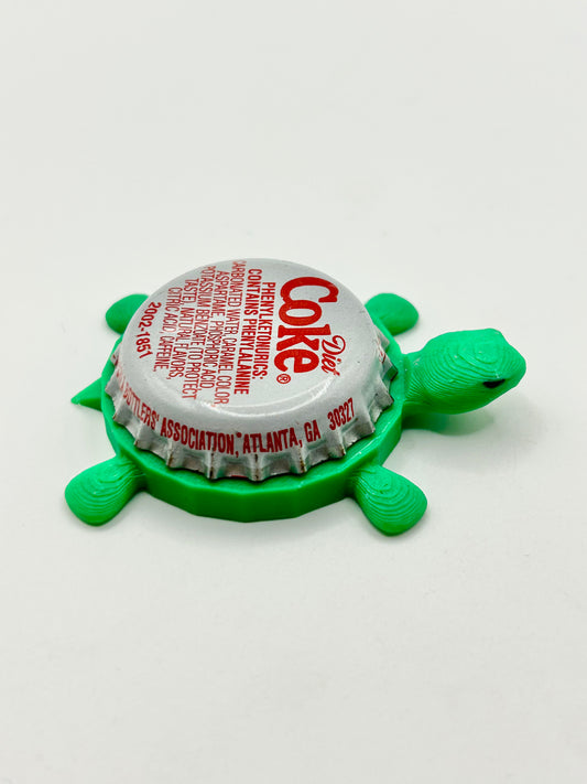 Diet Coke (White) - Bottle Cap Magnet Turtle