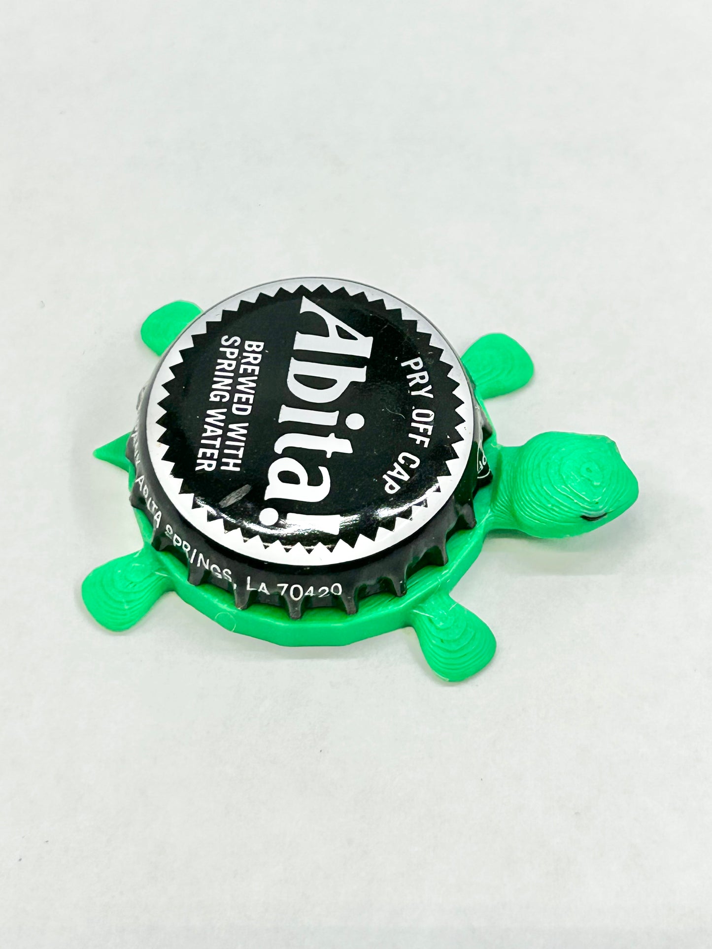 Abita Beer (Black Cap) - Bottle Cap Magnet Turtle