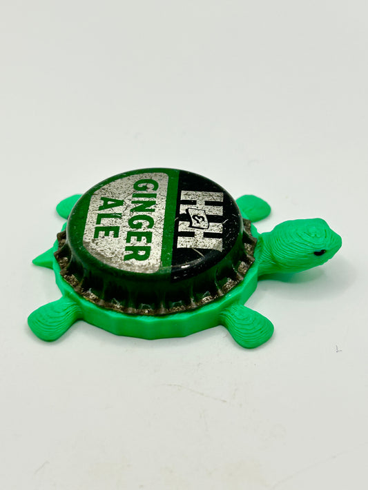 H&H Ginger Ale Soda (Vintage) - Bottle Cap Magnet Turtle