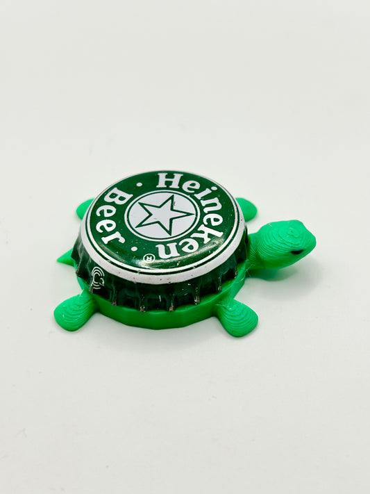 Heineken (All White) - Bottle Cap Magnet Turtle