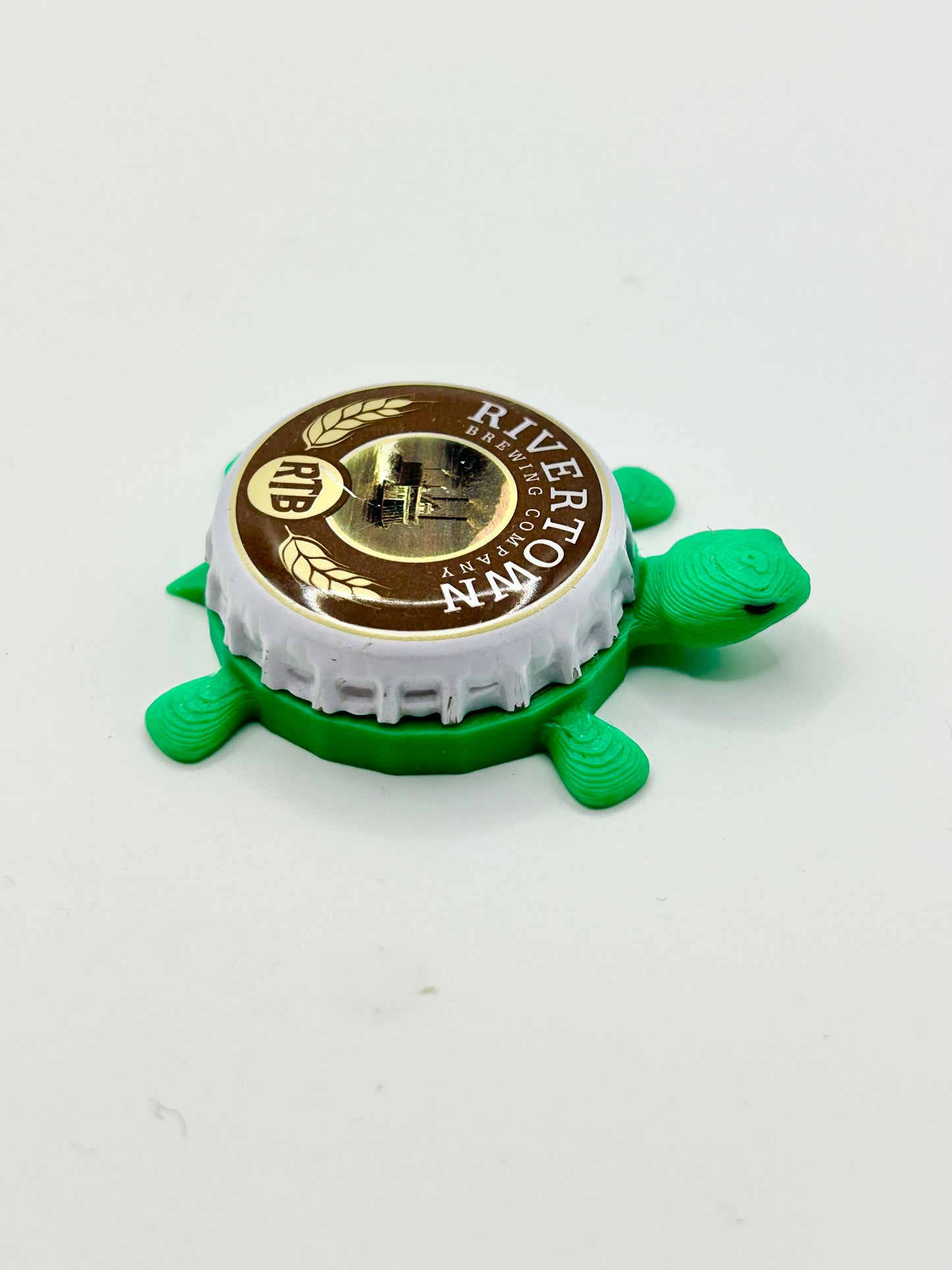 Rivertown Brewing - Bottle Cap Magnet Turtle