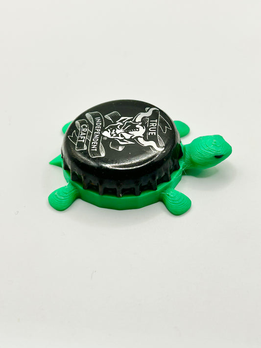 Stone True Independent Craft (Black) - Bottle Cap Magnet Turtle