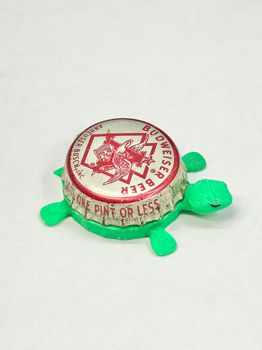 Budweiser Beer (Vintage) - Bottle Cap Magnet Turtle
