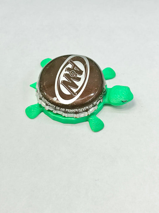 A&W Root Beer (Brown) - Bottle Cap Magnet Turtle