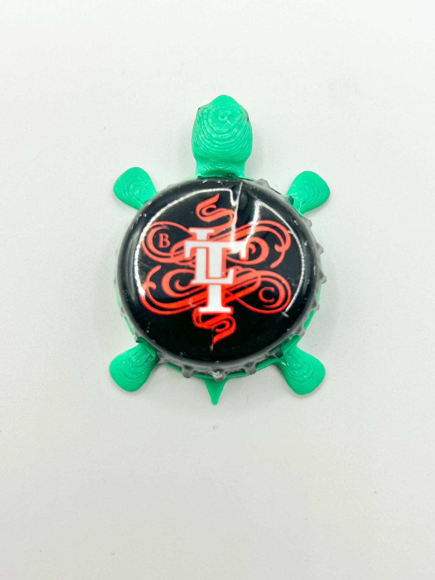 Long Trail Brewing (Vintage) - Bottle Cap Magnet Turtle