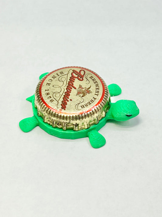Budweiser - Bottle Cap Magnet Turtle