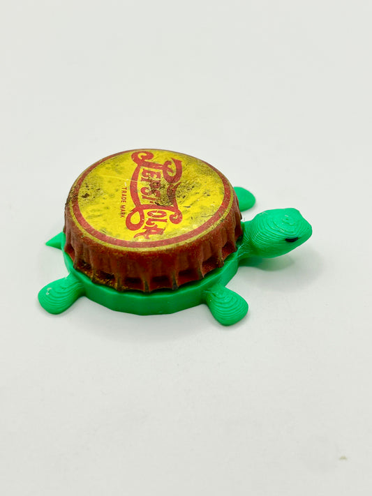 Pepsi Cola (Yellow - Vintage) - Bottle Cap Magnet Turtle
