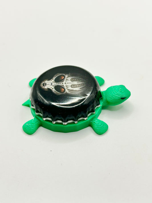 Alien Amber - Sierra Blanca Brewing - Bottle Cap Magnet Turtle