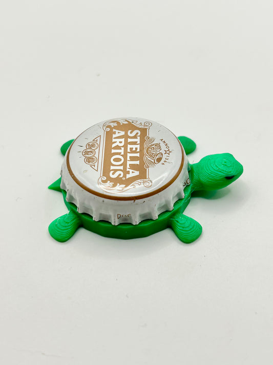 Stella Artois (Beige - Vintage) - Bottle Cap Magnet Turtle