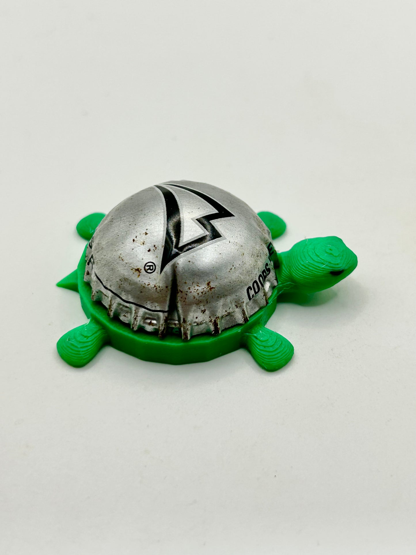 Coors Light (Dome Shell) - Bottle Cap Magnet Turtle