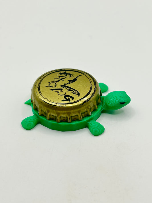 Flying Dog (Gold) - Bottle Cap Magnet Turtle
