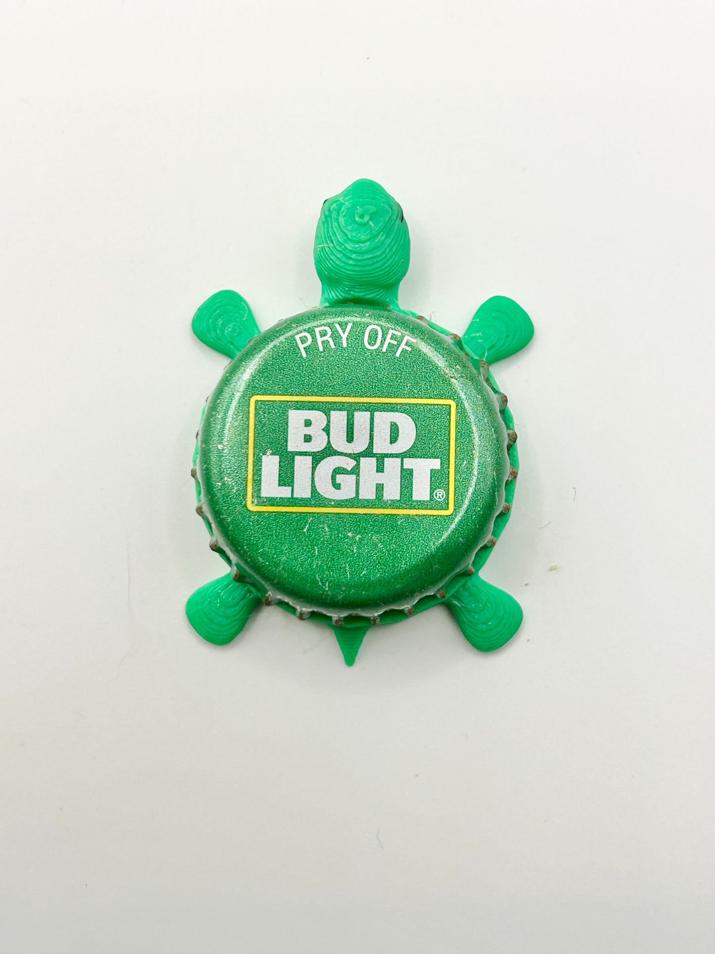 Bud Light (Green) - Bottle Cap Magnet Turtle