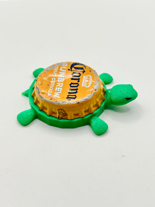 Corona Sunbrew Citrus Cerveza - Bottle Cap Magnet Turtle