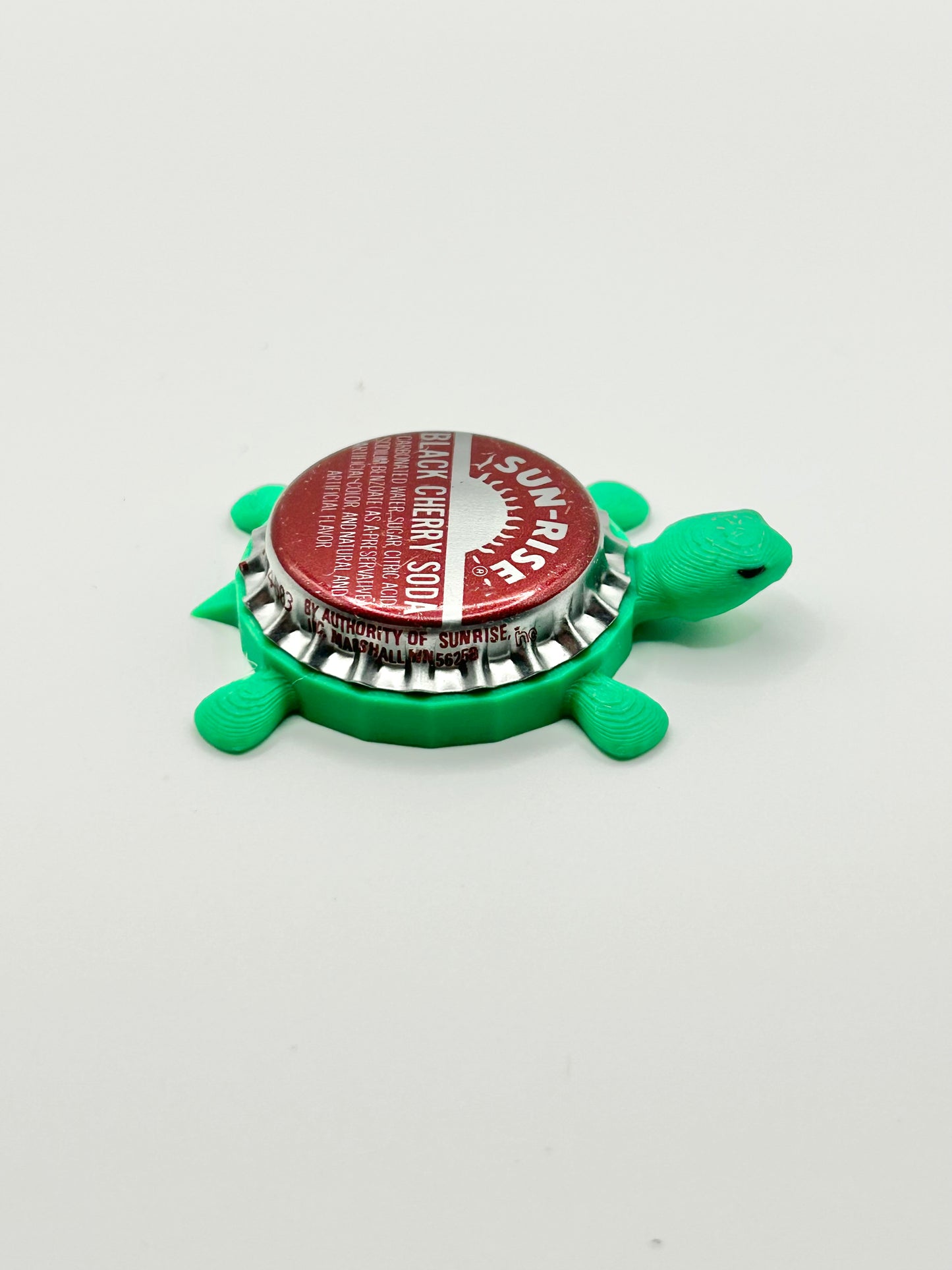Sun-Rise Black Cherry Soda - Bottle Cap Magnet Turtle