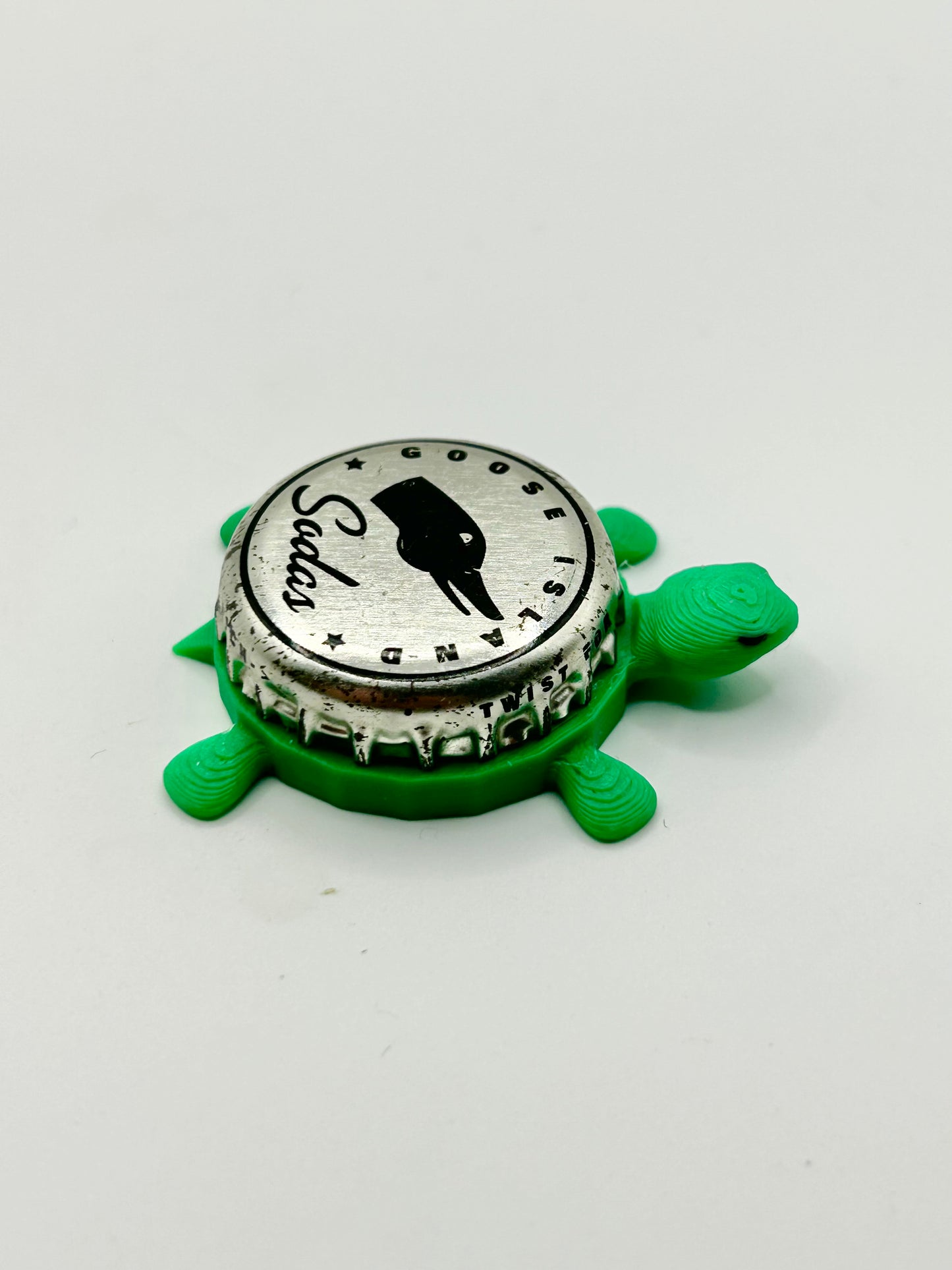 Goose Island Sodas - Bottle Cap Magnet Turtle