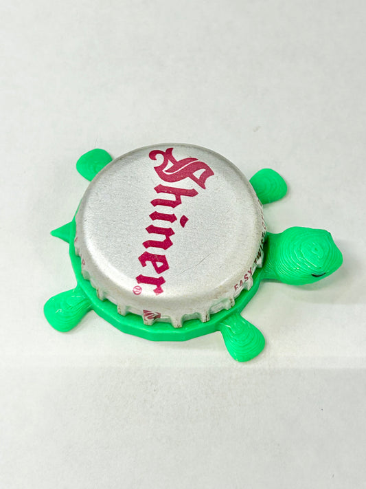 Shiner (Vintage Red Text) - Bottle Cap Magnet Turtle