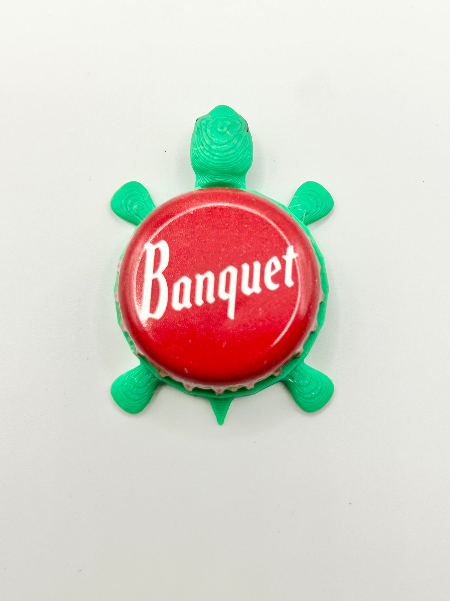 Coors Banquet Beer - Bottle Cap Magnet Turtle