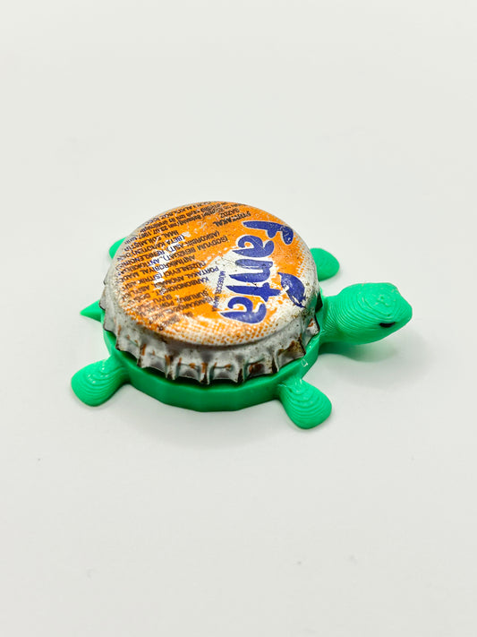 Fanta Orange Soda (Vintage International) - Bottle Cap Magnet Turtle
