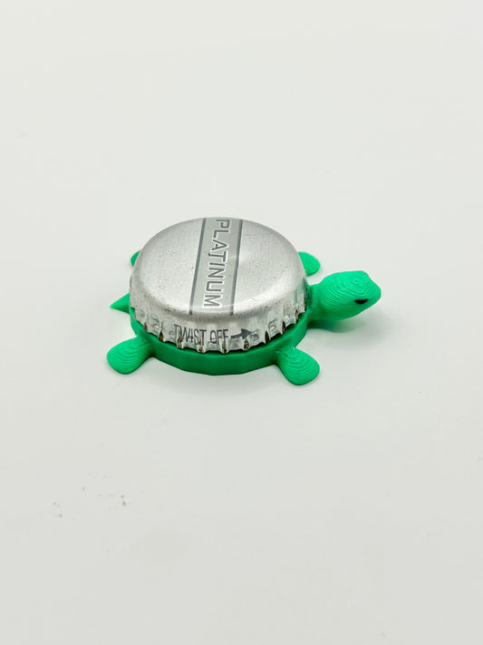 Bud Light Platinum - Bottle Cap Magnet Turtle
