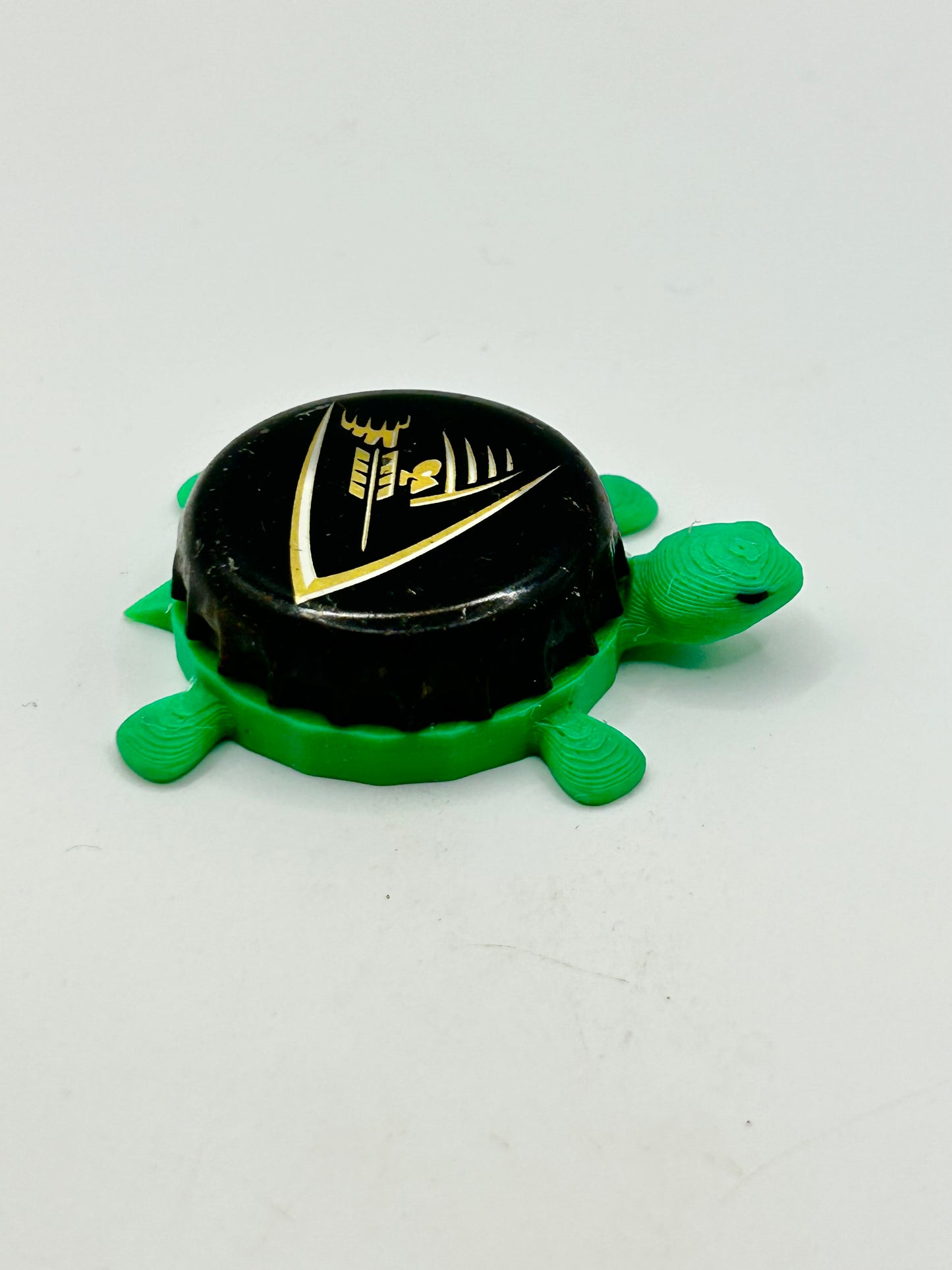 Strongbow Cider (Arrow) - Bottle Cap Magnet Turtle