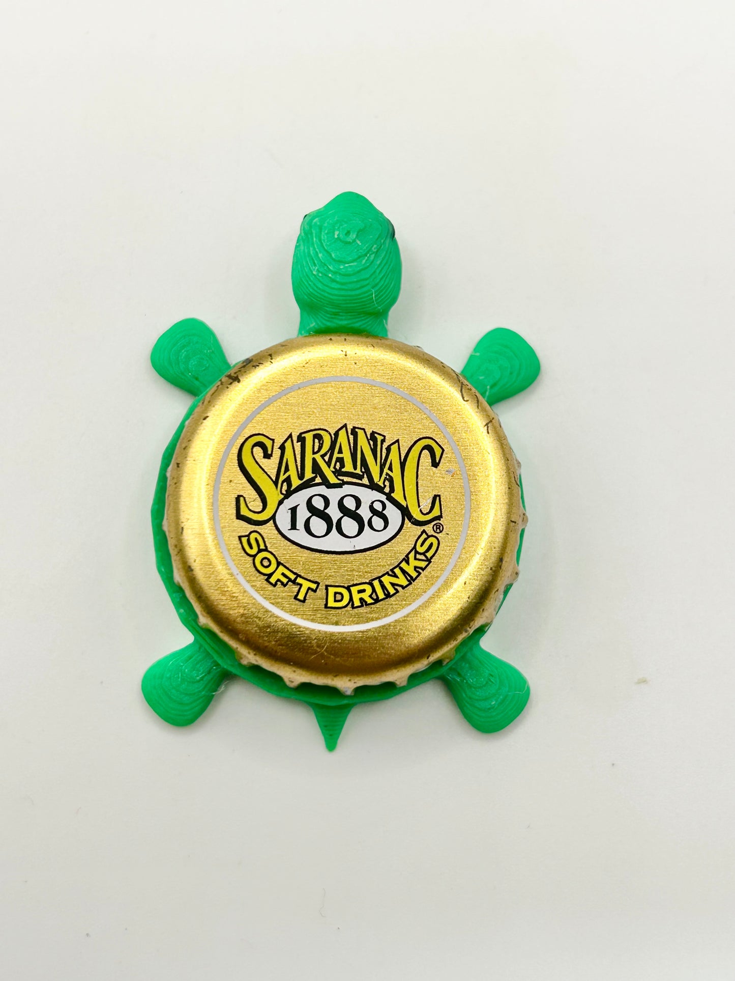 Saranac Soft Drinks - Bottle Cap Magnet Turtle