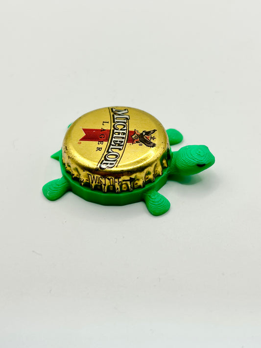 Michelob Lager (Gold) - Bottle Cap Magnet Turtle