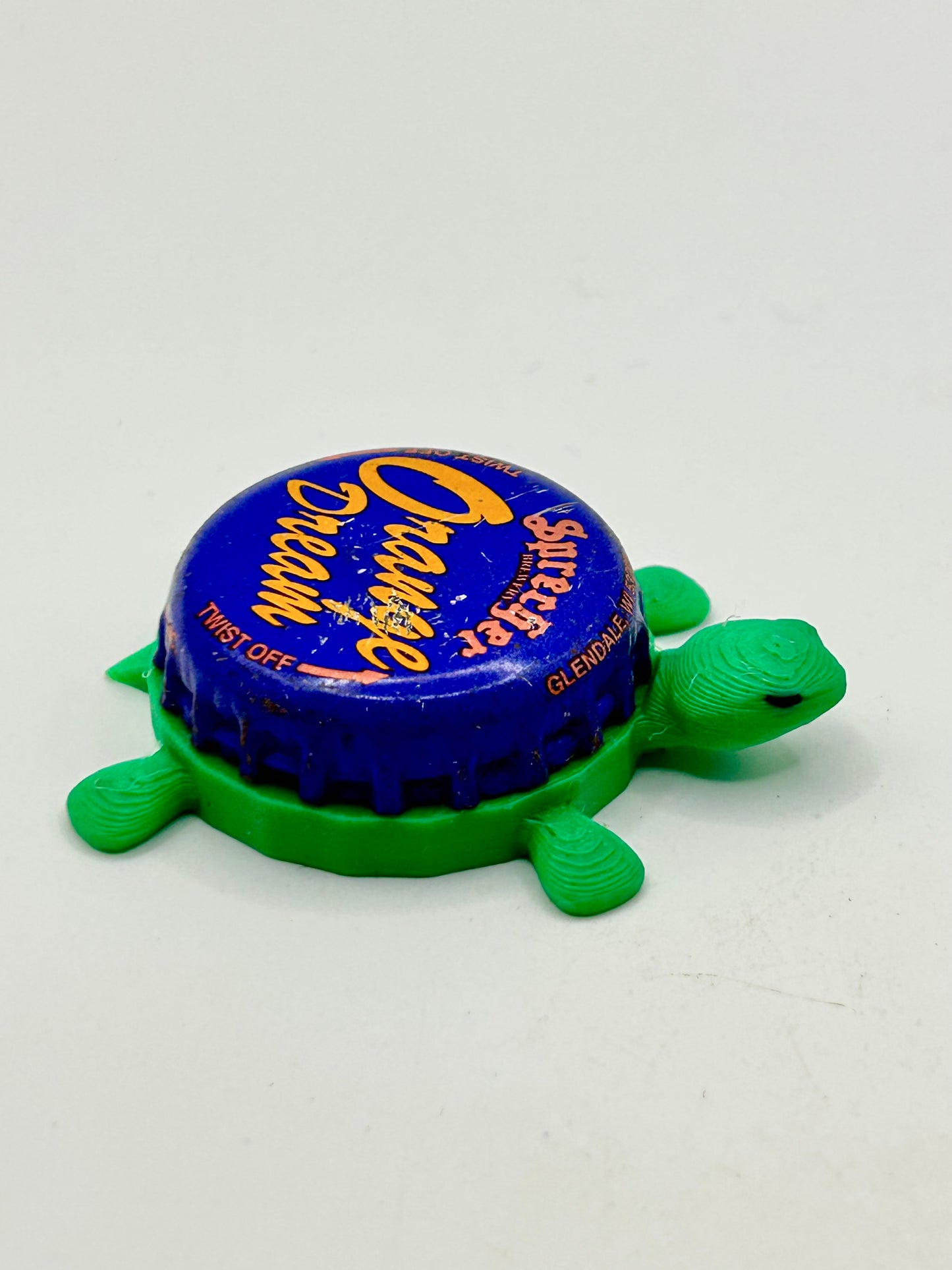 Sprecher Orange Dream - Bottle Cap Magnet Turtle