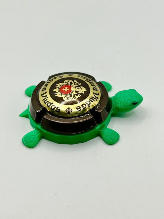 Segura Viudas Champagne - Bottle Cap Magnet Turtle