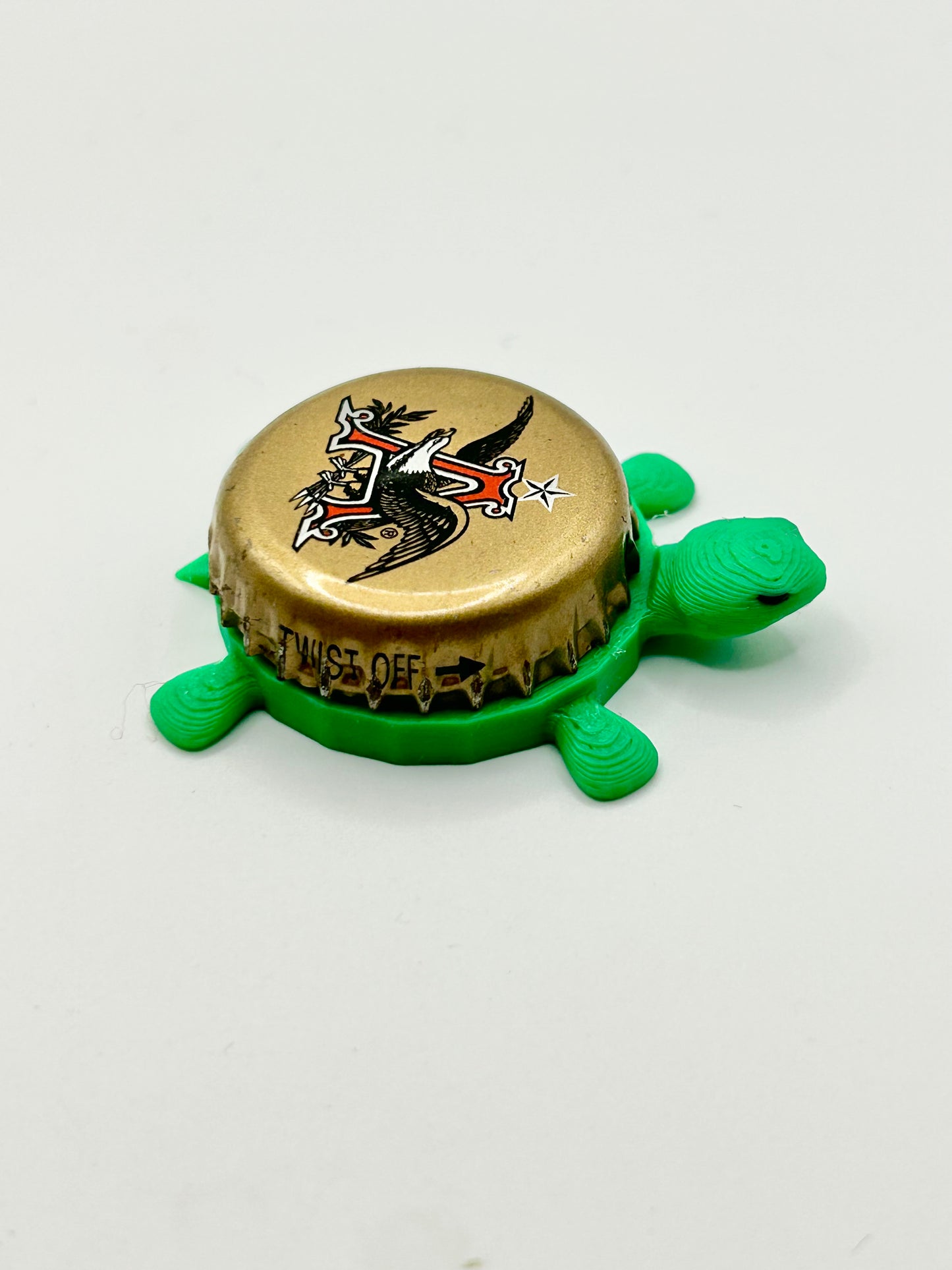 Anheuser Busch Budweiser Beer (Vintage - Gold) - Bottle Cap Magnet Turtle