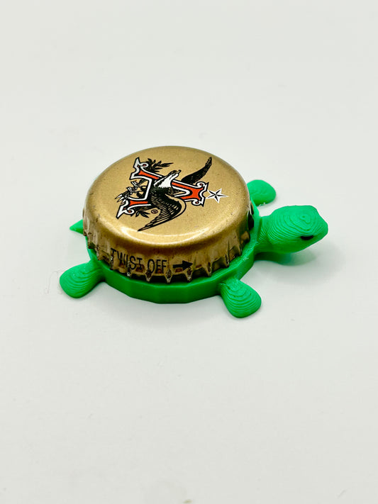 Anheuser Busch Budweiser Beer (Vintage - Gold) - Bottle Cap Magnet Turtle