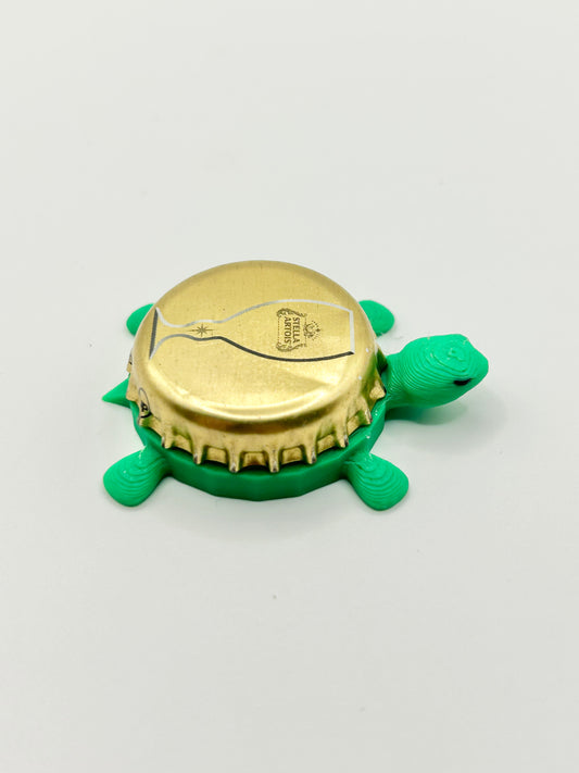 Stella Artois (Glass Silhouette) - Bottle Cap Magnet Turtle