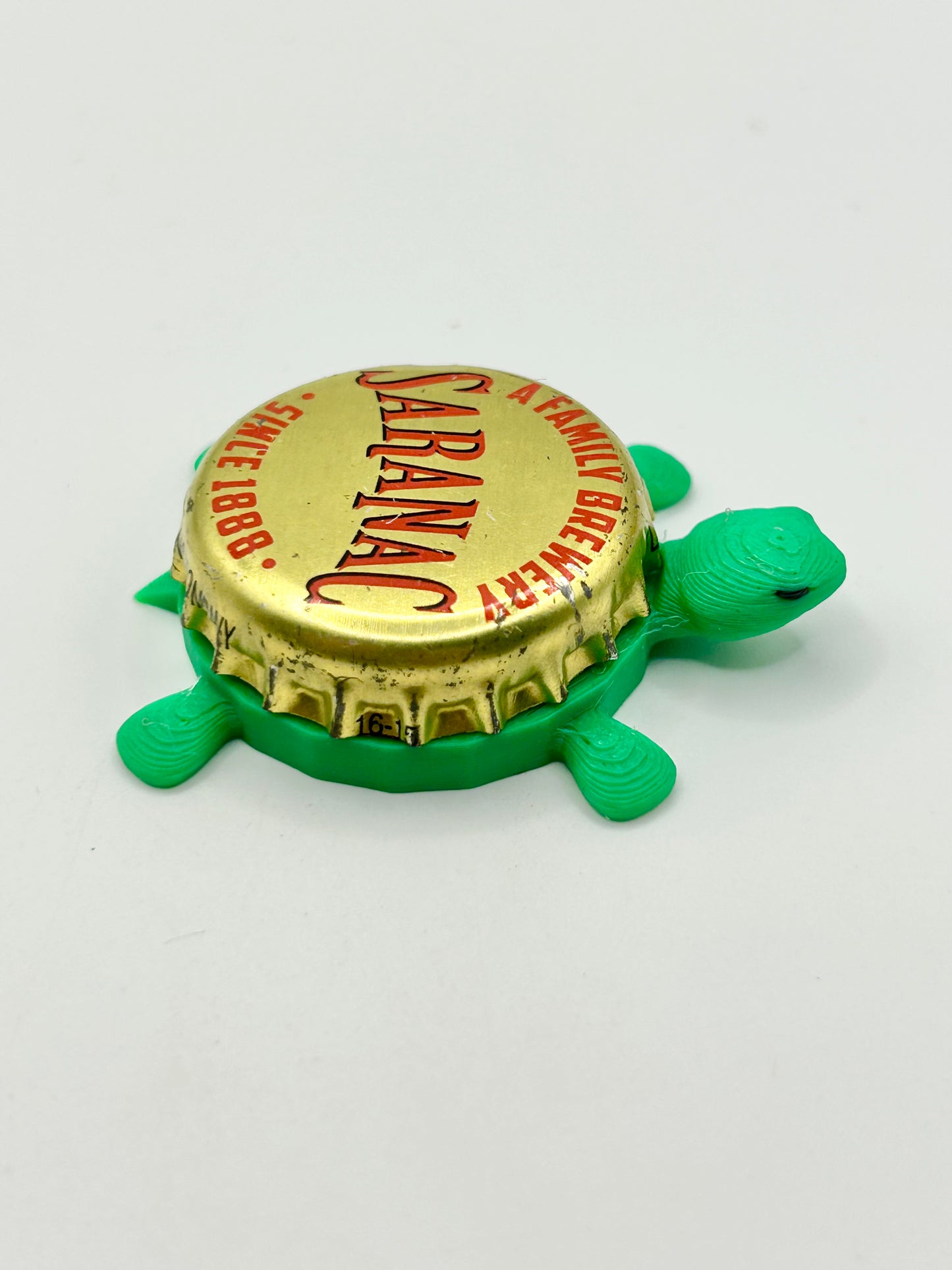 Saranac (A Family Brewery) - Bottle Cap Magnet Turtle
